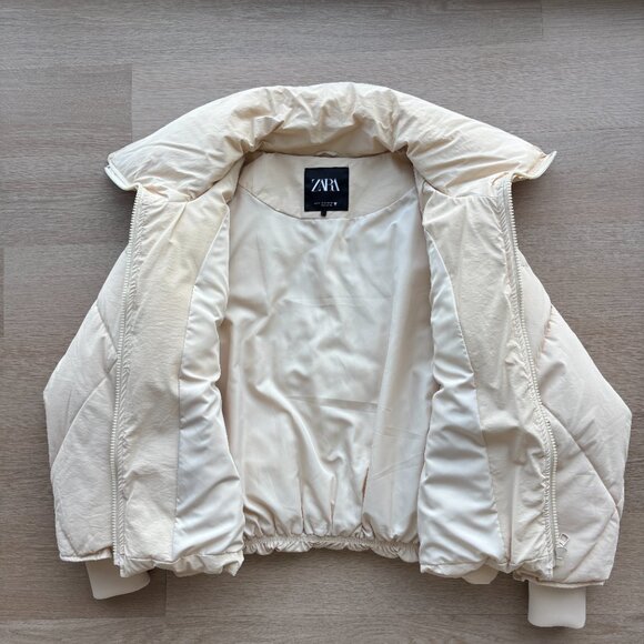 🤍 ZARA Beige Quilted Puffer Jacket - Picture 5 of 9